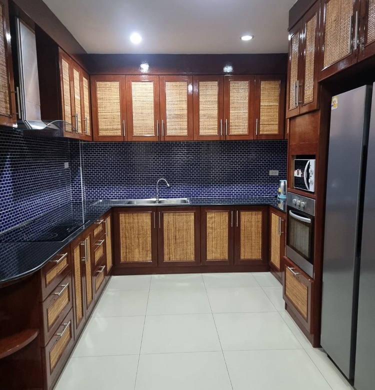 EP0026 | Executive Residence for Sale in Central Pattaya Zone