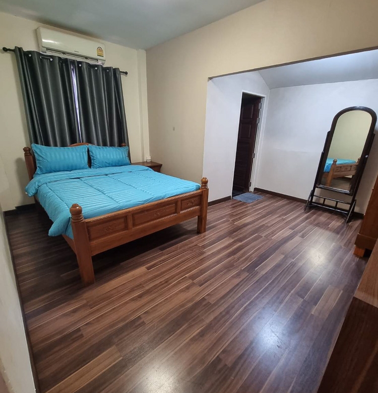 EP0026 | Executive Residence for Sale in Central Pattaya Zone