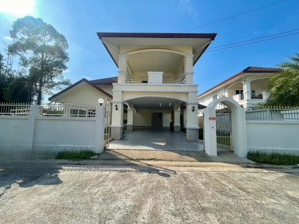 EP0021 | Villa for Sale in East Pattaya – Close to MIS