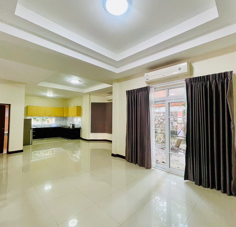 EP0028 | Villa for Sale in Central Park Hillside, East Pattaya