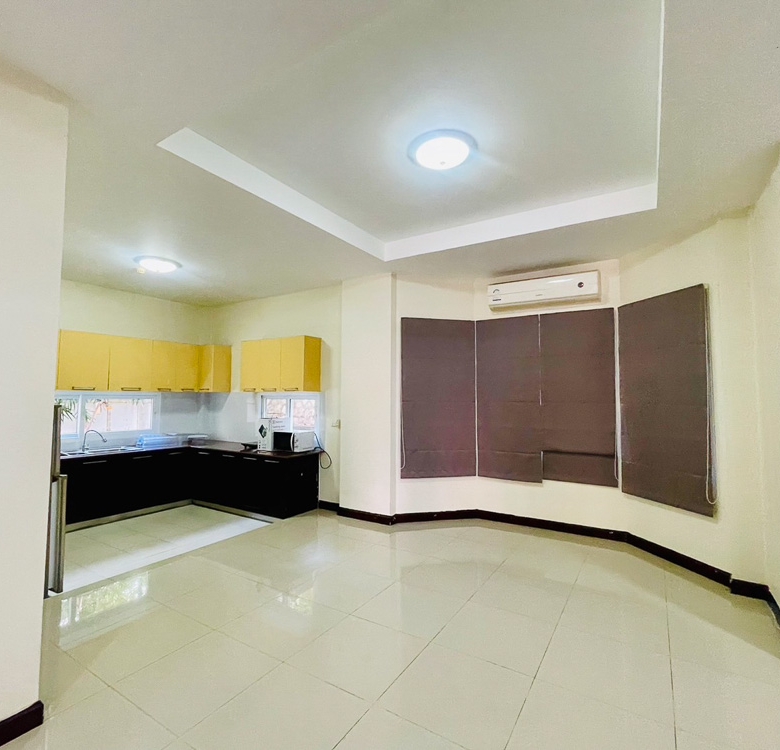 EP0028 | Villa for Sale in Central Park Hillside, East Pattaya