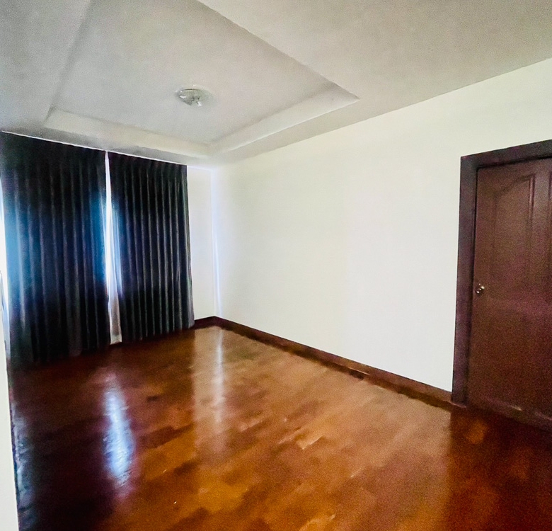 EP0028 | Villa for Sale in Central Park Hillside, East Pattaya