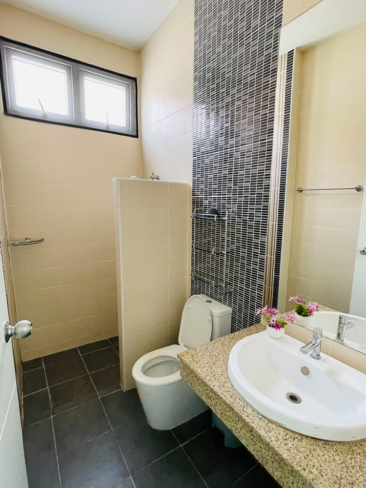 Villa for Sale in East Pattaya-1 EP0022 | Villa for Sale in East Pattaya – Only 6 Mins to MIS