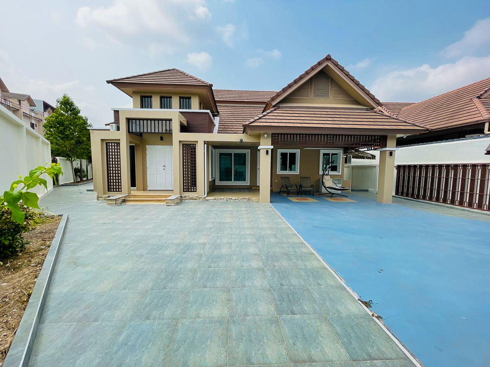 Villa for Sale in East Pattaya-2 EP0022 | Villa for Sale in East Pattaya – Only 6 Mins to MIS