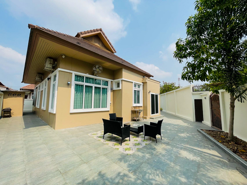 Villa for Sale in East Pattaya-4 EP0022 | Villa for Sale in East Pattaya – Only 6 Mins to MIS