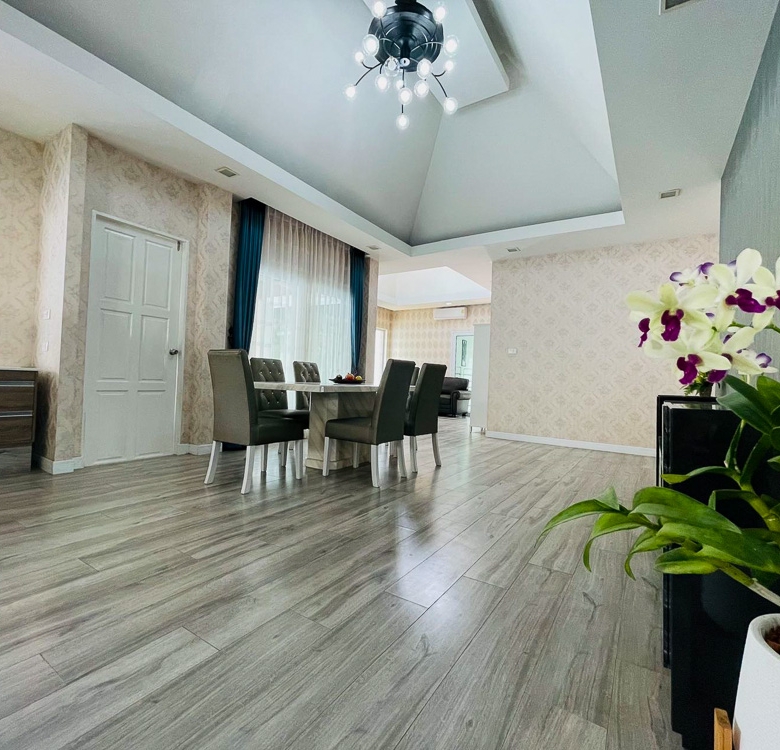 EP0022 | Villa for Sale in East Pattaya – Only 6 Mins to MIS