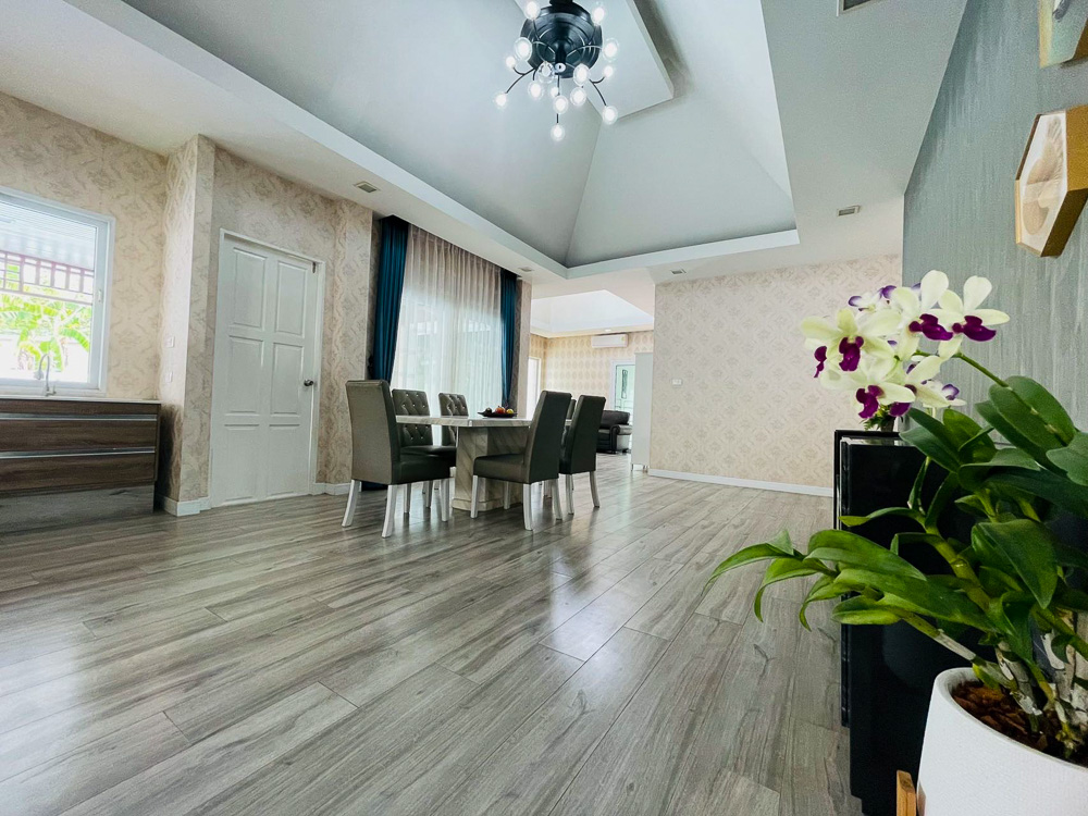 Villa for Sale in East Pattaya-8 EP0022 | Villa for Sale in East Pattaya – Only 6 Mins to MIS