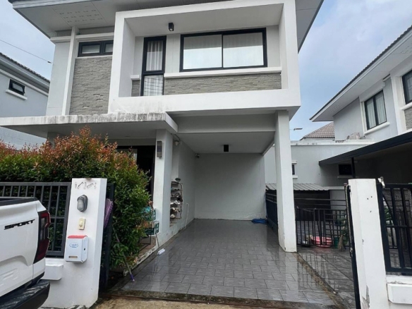 EP0018 | Modern Villa for Sale in Pattaya – Close to MIS