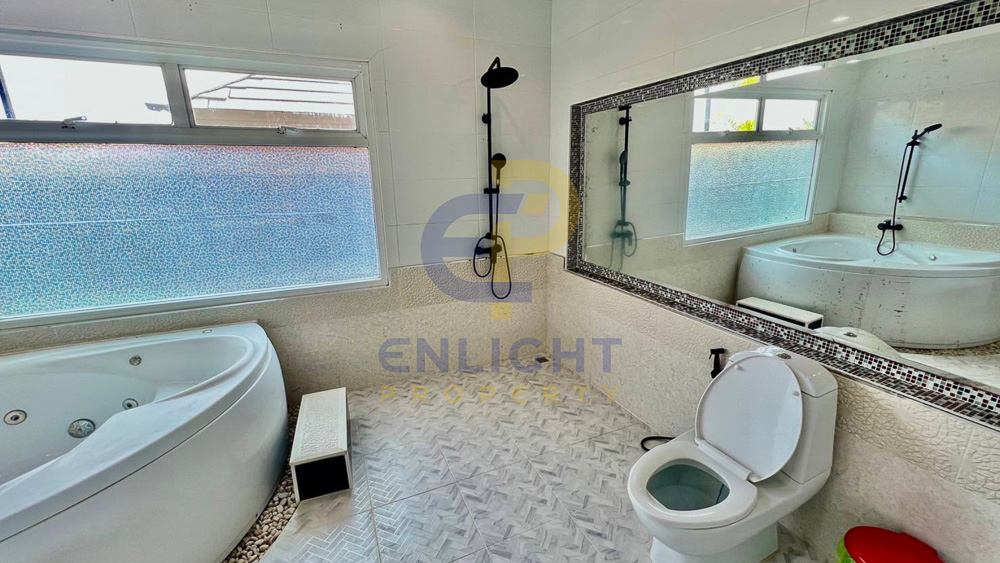 EP0325 | Villa for Sale in Huay Yai, Pattaya