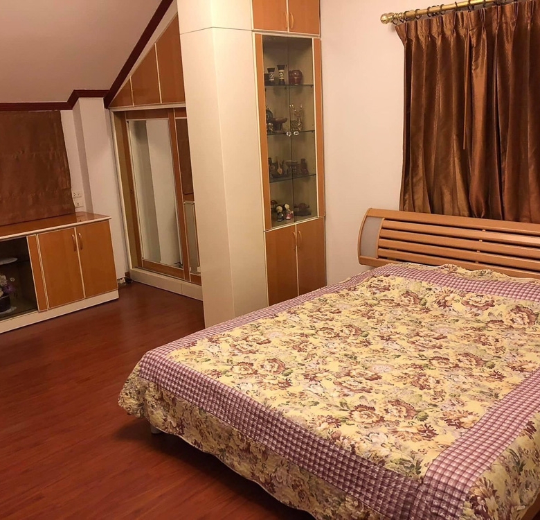 EP0025 | Villa for Sale in The Ville Jomtien – Chaiyapruek