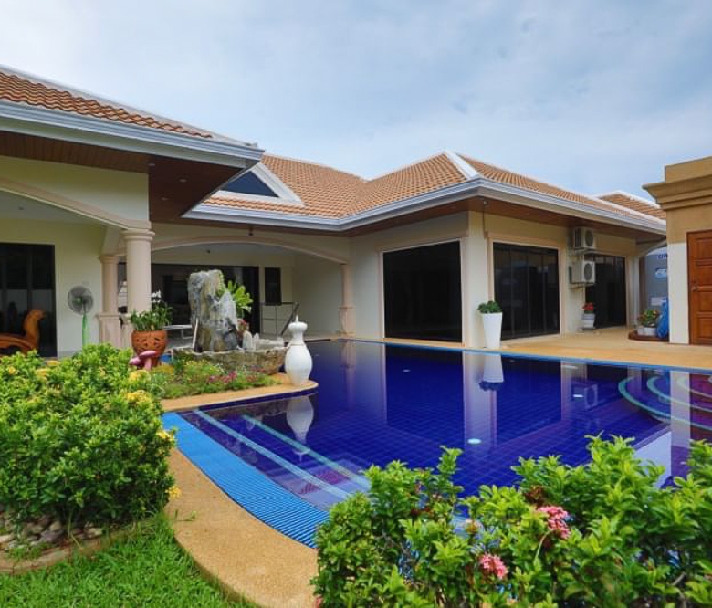 EP0052 | Luxury Villa for Sale in Thepprasit Pattaya