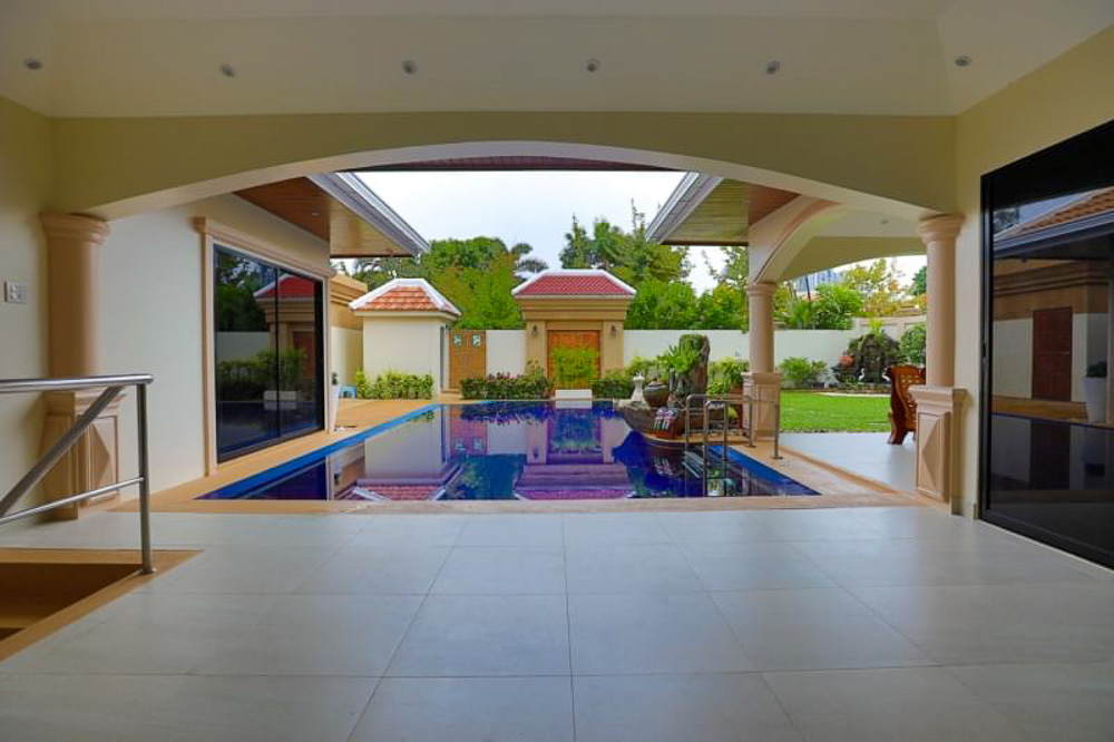 Villa for Sale in Thepprasit-5 EP0052 | Luxury Villa for Sale in Thepprasit Pattaya