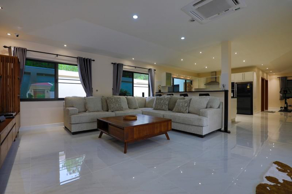 Villa for Sale in Thepprasit-7 EP0052 | Luxury Villa for Sale in Thepprasit Pattaya