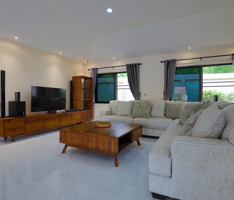 EP0052 | Luxury Villa for Sale in Thepprasit Pattaya