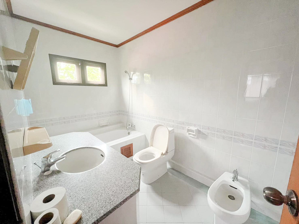 EP0020 | Villa for Sale on Pornprapanimit, East Pattaya