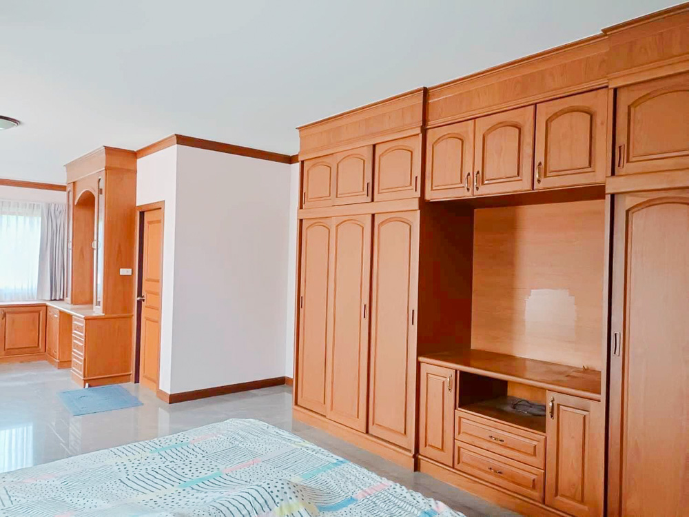 EP0020 | Villa for Sale on Pornprapanimit, East Pattaya