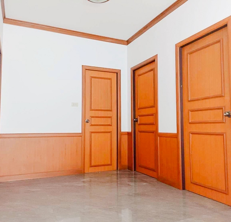 EP0020 | Villa for Sale on Pornprapanimit, East Pattaya
