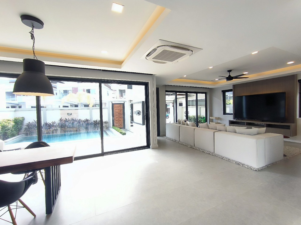 EP0016 | Zensiri Midtown Villas South Pattaya | Luxury 3BR Villa for Sale