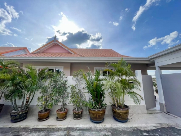 EP0002 | Ban Suan Neramit 2 | 2BR House for Sale Chaiyapruek Pattaya