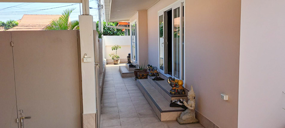EP0002 | Ban Suan Neramit 2 | 2BR House for Sale Chaiyapruek Pattaya