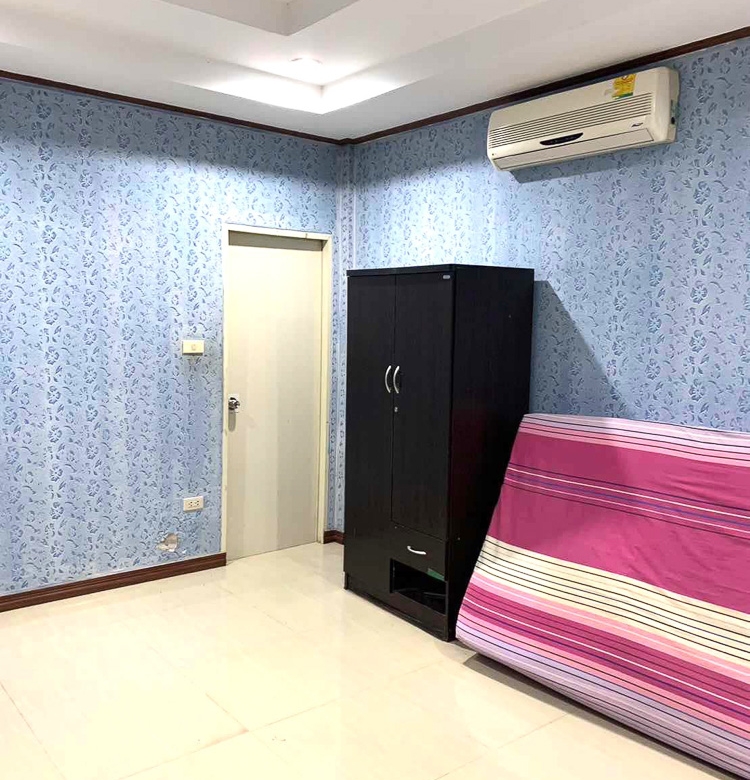EP0080 | 2-BR Family Villa for Sale in Nern Plub Wan, East Pattaya