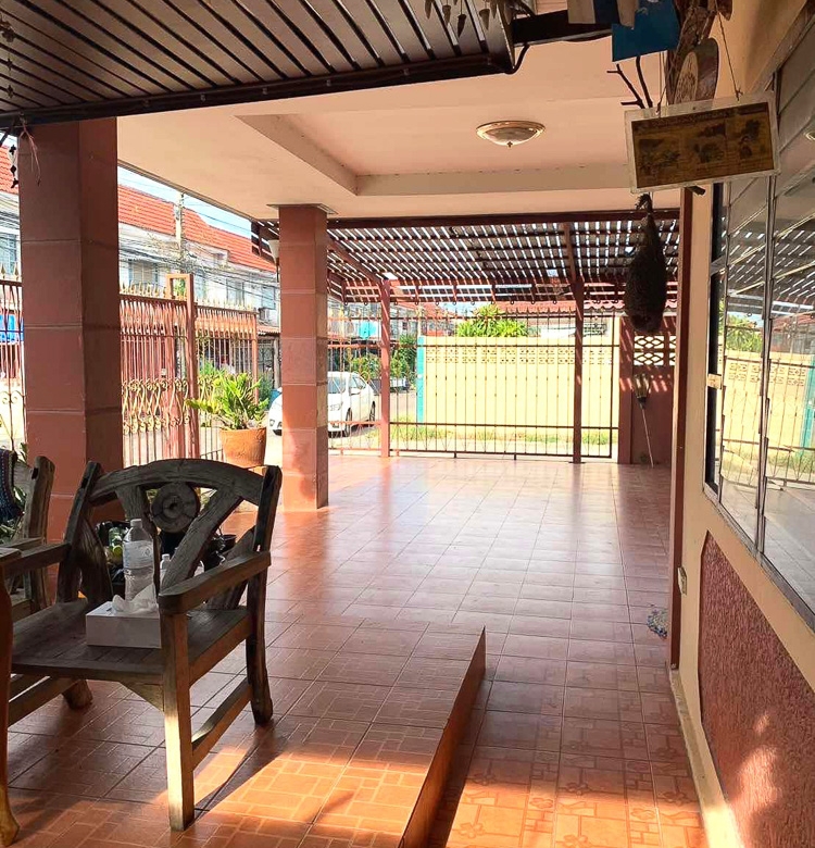 EP0080 | 2-BR Family Villa for Sale in Nern Plub Wan, East Pattaya