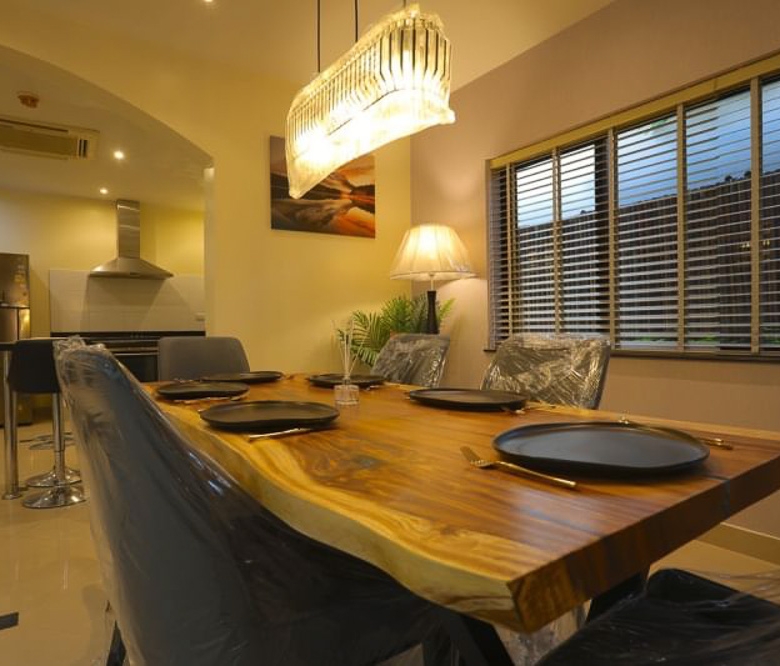 EP0047 | Spacious 2-BR Luxury Villa for Sale in Pattaya – 564 Sq.m.