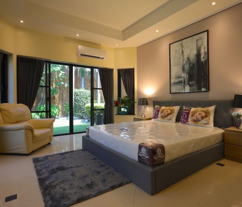 EP0047 | Spacious 2-BR Luxury Villa for Sale in Pattaya – 564 Sq.m.