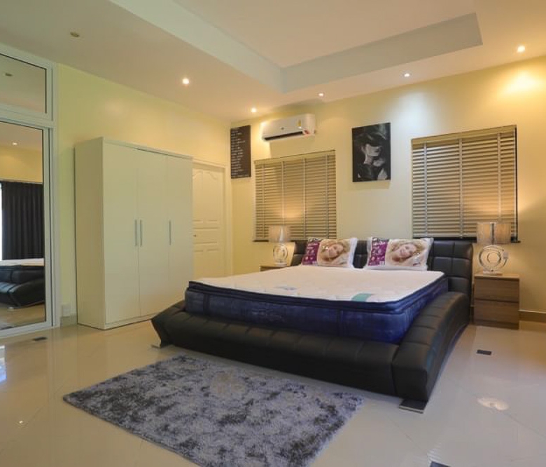 EP0047 | Spacious 2-BR Luxury Villa for Sale in Pattaya – 564 Sq.m.