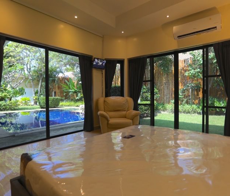 EP0047 | Spacious 2-BR Luxury Villa for Sale in Pattaya – 564 Sq.m.