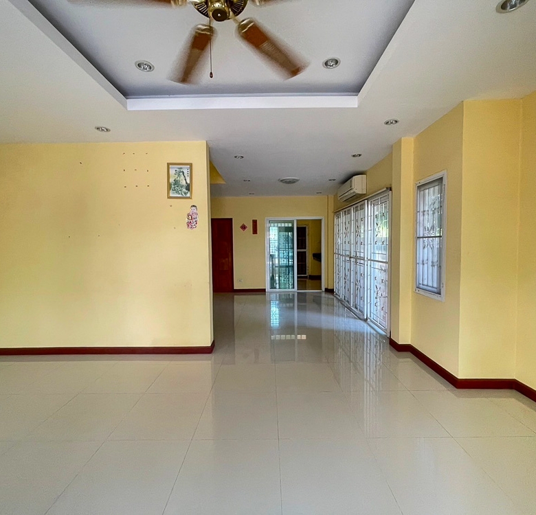 EP0103 | 2-BR Rental Villa in East Naklua, Pattaya