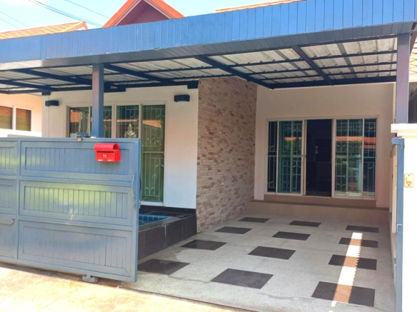 EP0090 | 2-BR Villa for Sale in Chaiyapruek Jomtien
