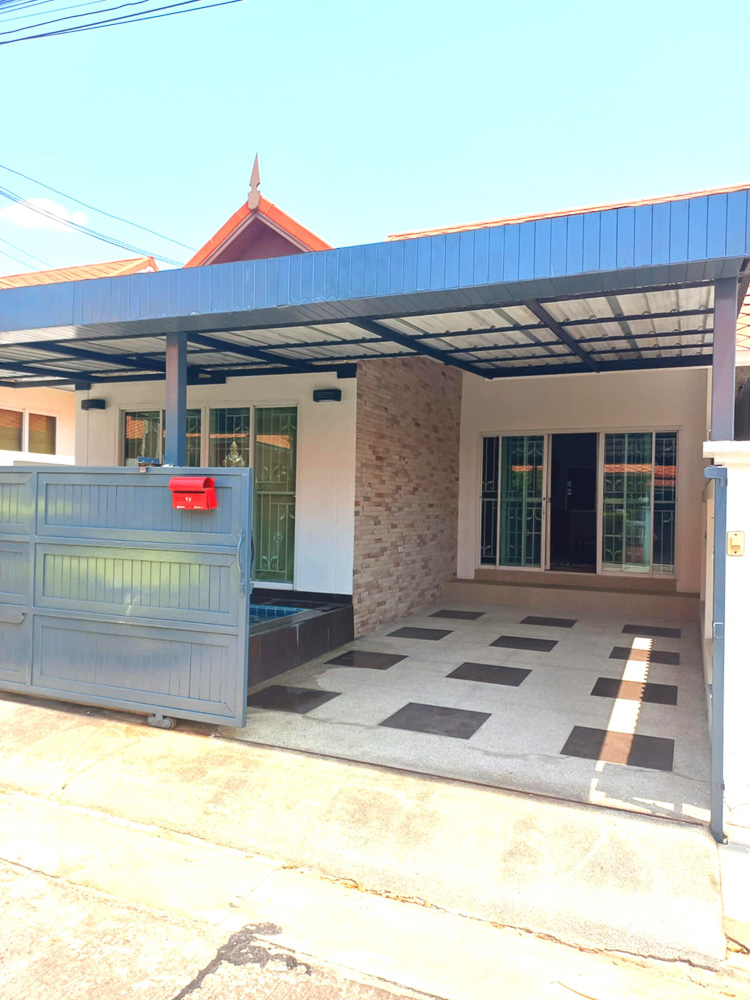 EP0090 | 2-BR Villa for Sale in Chaiyapruek Jomtien