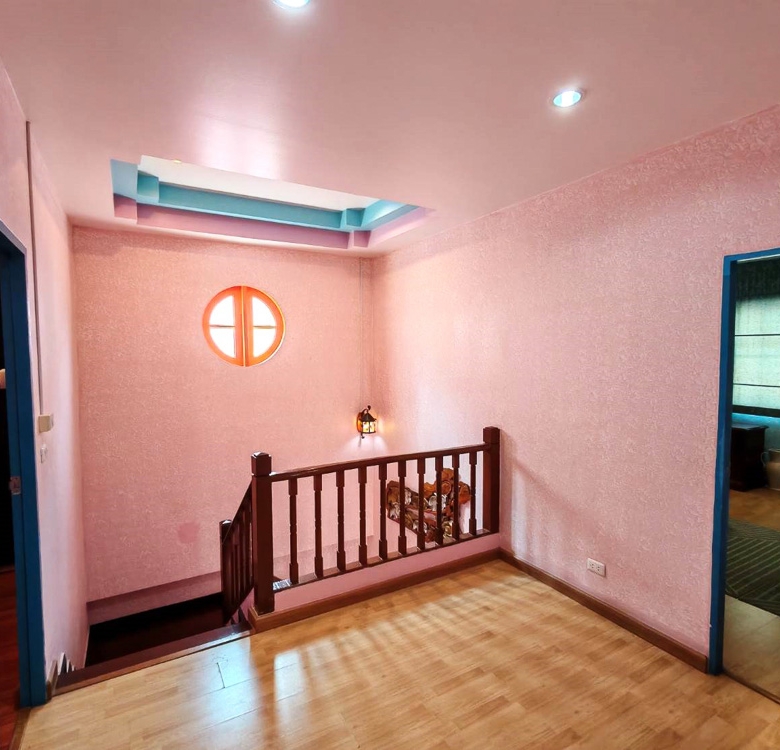 EP0066 | 3-BR Coastal Villa for Sale in Jomtien, Pattaya