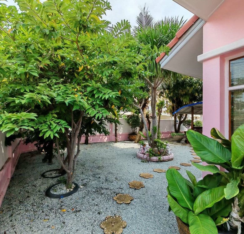 EP0066 | 3-BR Coastal Villa for Sale in Jomtien, Pattaya