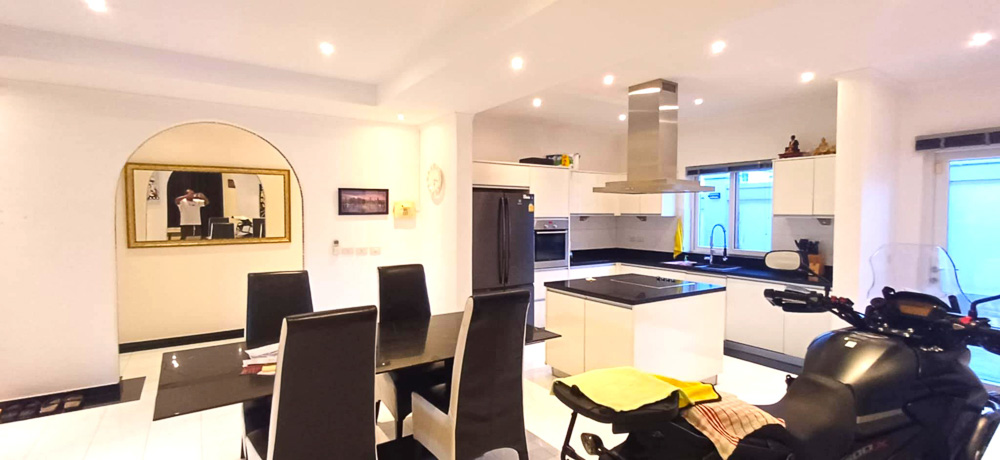 3-BR Family Villa for Sale in Khao Noi-1 EP0215 | 3-BR Family Villa for Sale in Khao Noi
