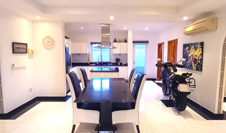 EP0215 | 3-BR Family Villa for Sale in Khao Noi