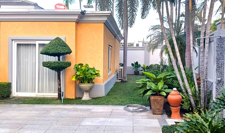 EP0215 | 3-BR Family Villa for Sale in Khao Noi