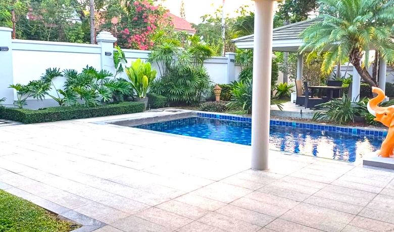 EP0215 | 3-BR Family Villa for Sale in Khao Noi