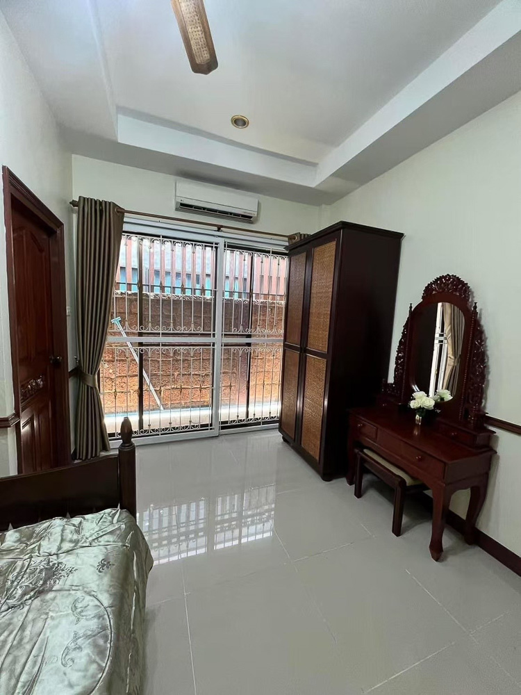 EP0078 | 3-BR Family Villa for Sale in South Pattaya