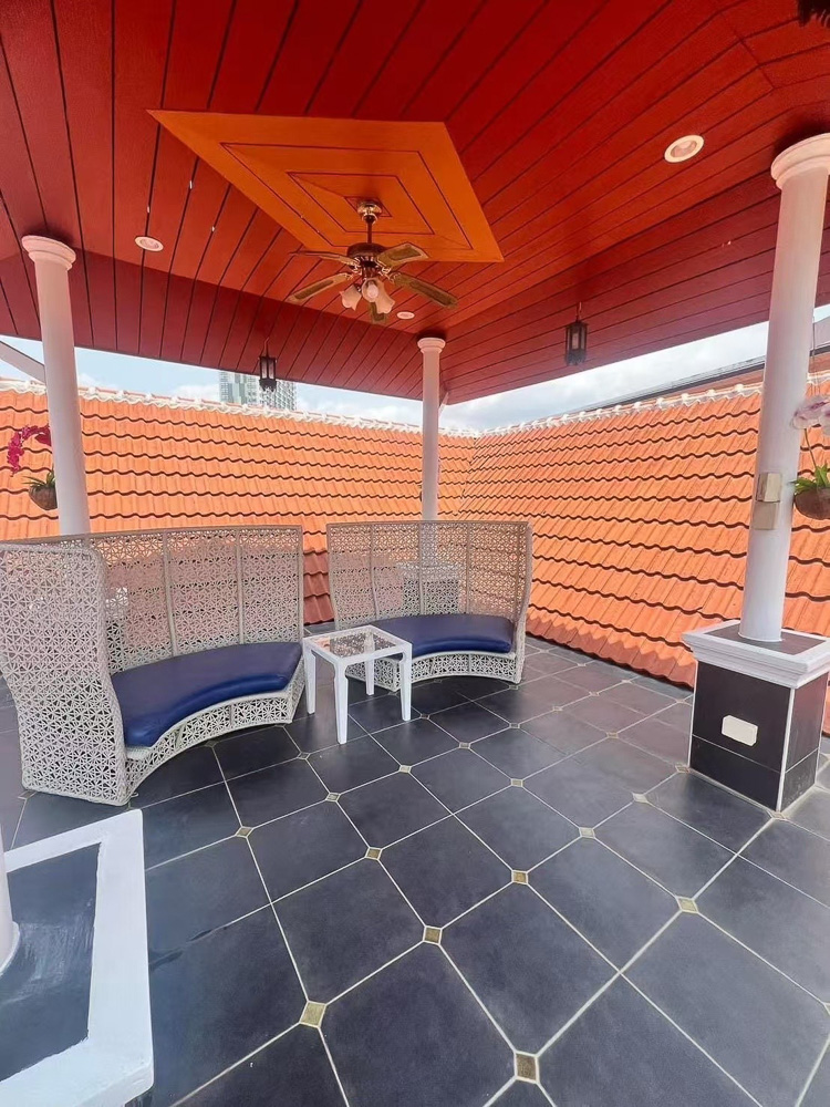 EP0078 | 3-BR Family Villa for Sale in South Pattaya
