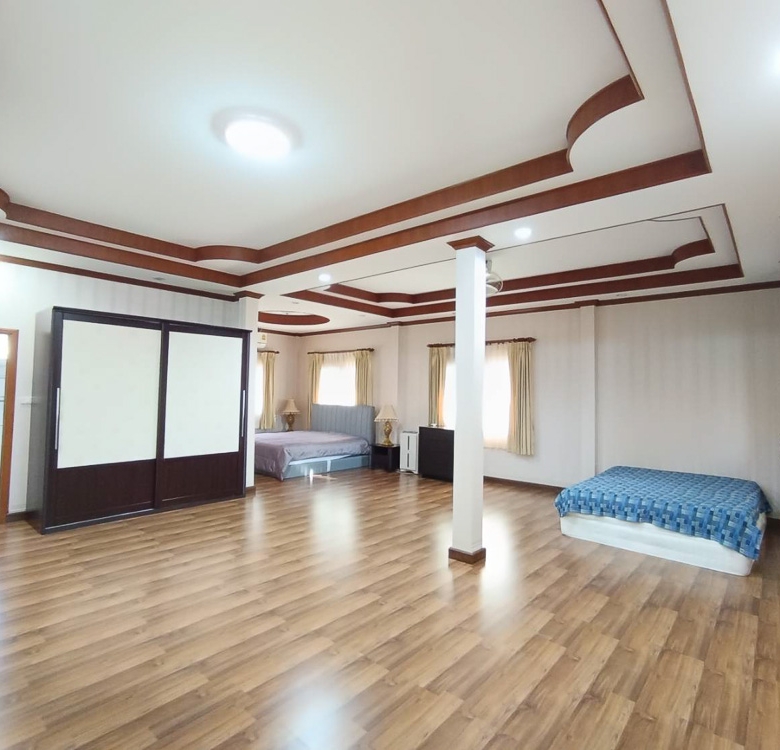 EP0058 | 4-BR Detached Villa for Rent in Pattaya