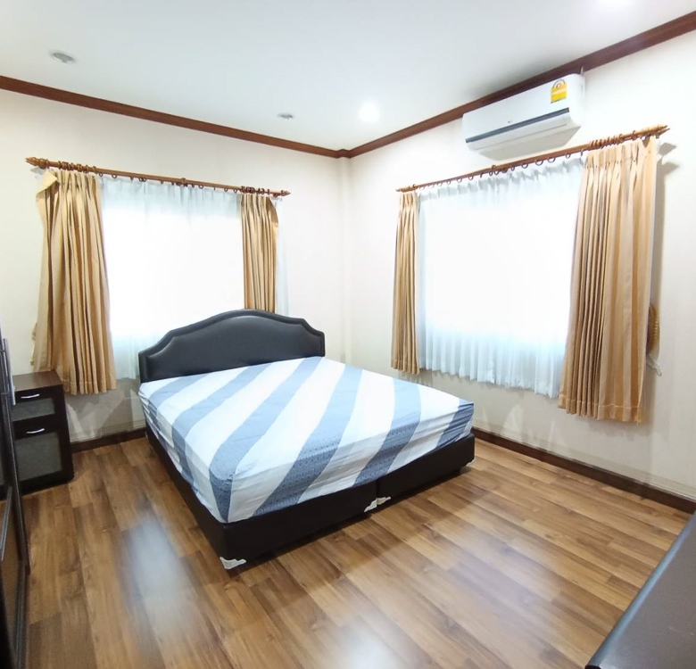 EP0058 | 4-BR Detached Villa for Rent in Pattaya