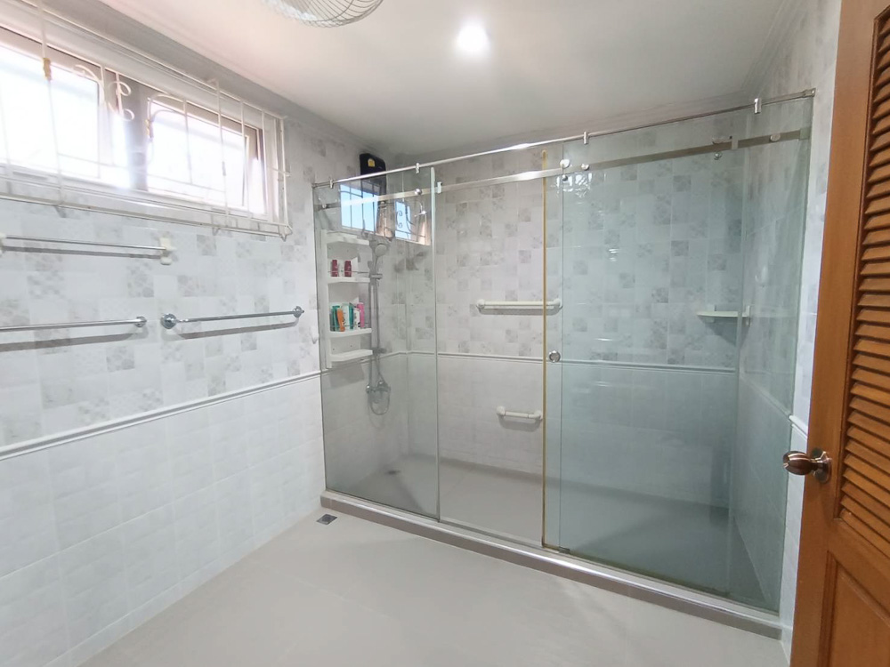 EP0058 | 4-BR Detached Villa for Rent in Pattaya