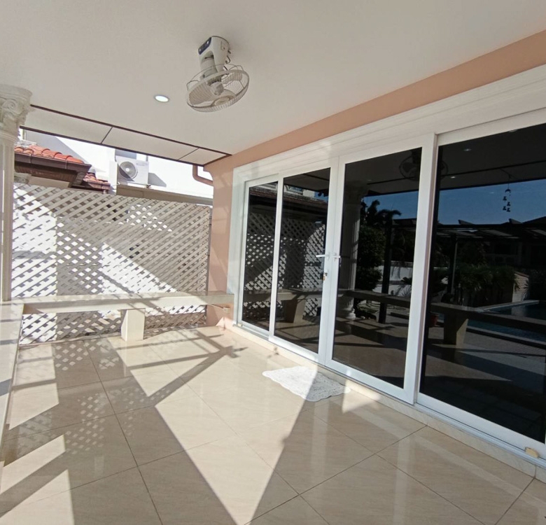 EP0058 | 4-BR Detached Villa for Rent in Pattaya