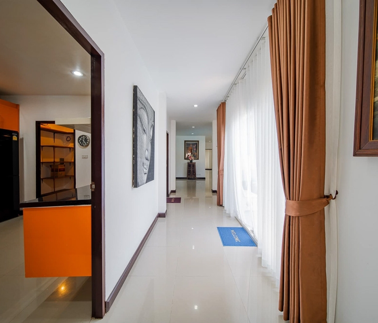 EP0053 | 4-BR Executive Villa for Rent in Pattaya