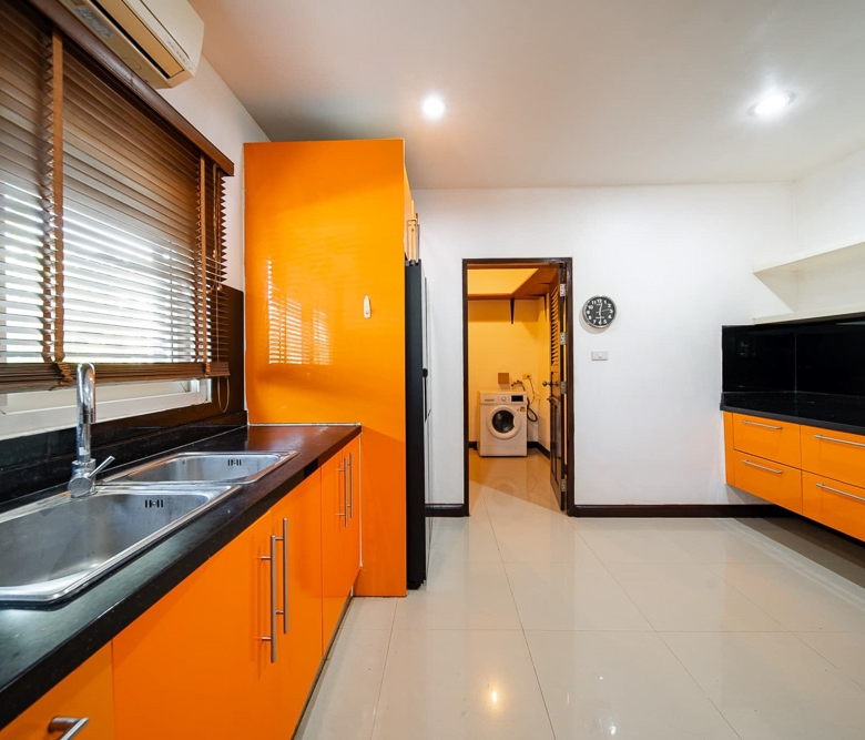 EP0053 | 4-BR Executive Villa for Rent in Pattaya