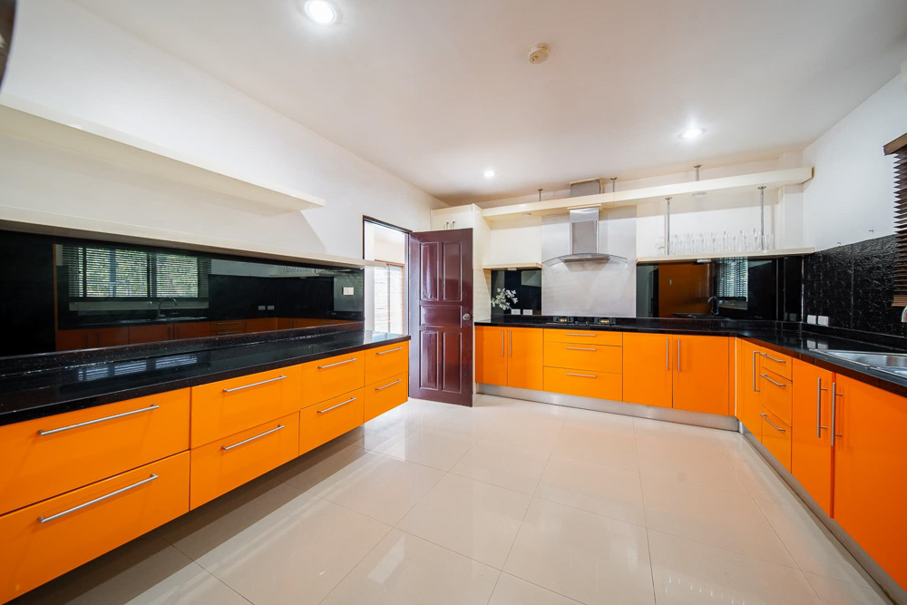 4-BR Executive Villa for Rent in Pattaya-16 EP0053 | 4-BR Executive Villa for Rent in Pattaya