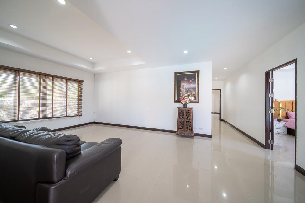 4-BR Executive Villa for Rent in Pattaya-17 EP0053 | 4-BR Executive Villa for Rent in Pattaya