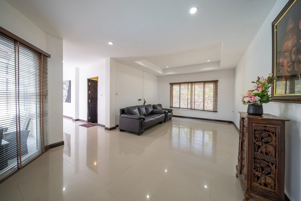 4-BR Executive Villa for Rent in Pattaya-18 EP0053 | 4-BR Executive Villa for Rent in Pattaya